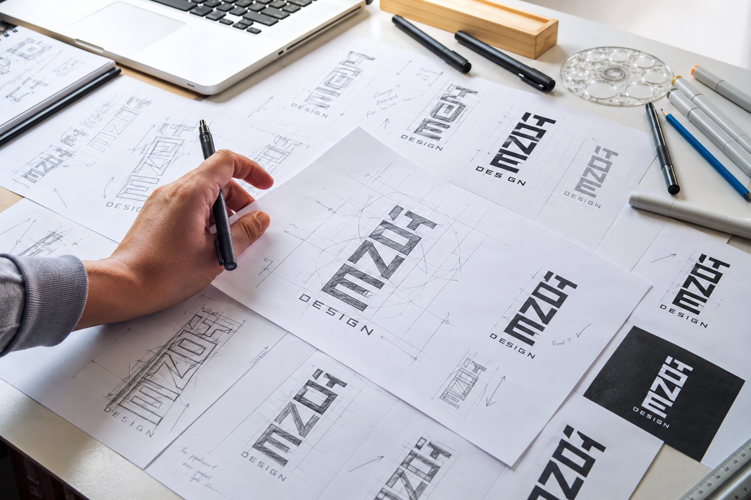 Erster Branding-Entwurf